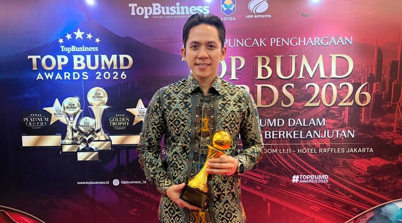 Perumda Tirta Jasa Lampung Selatan Raih TOP BUMD Awards 2026 Bintang 4, Bupati Egi Dinobatkan Pembina Terbaik Perumda Tirta Jasa Lampung Selatan Raih TOP BUMD Awards 2026 Bintang 4, Bupati Egi Dinobatkan Pembina Terbaik