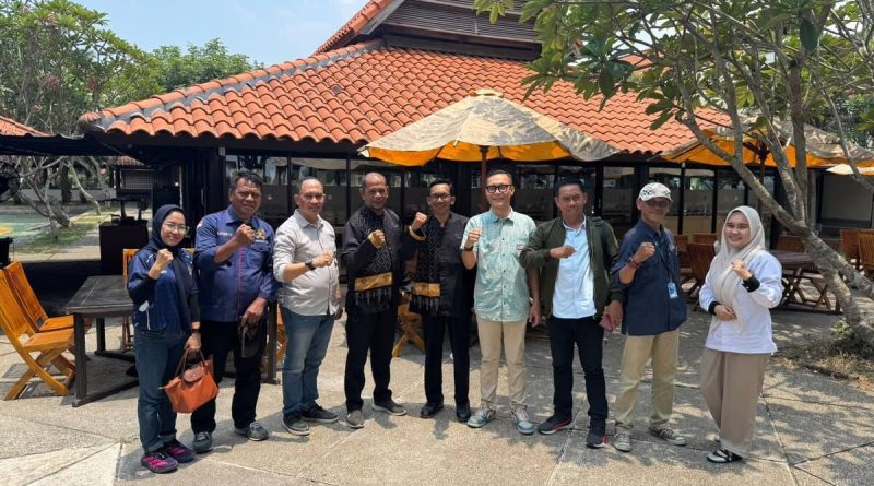 PWI Lampung Selatan dan Grand Elty Krakatoa Kolaborasi Dongkrak Pariwisata Daerah PWI Lampung Selatan dan Grand Elty Krakatoa Kolaborasi Dongkrak Pariwisata Daerah